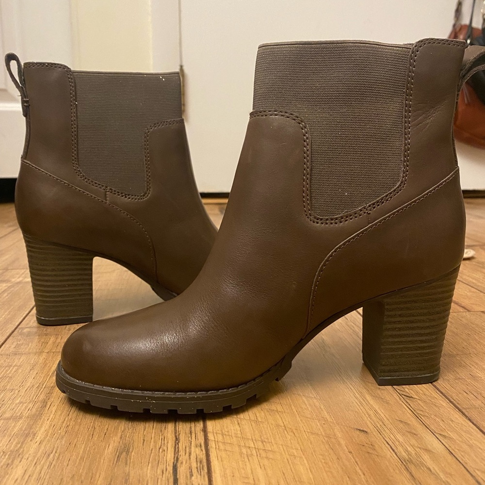 Clarks Verona Ease Boots 7M